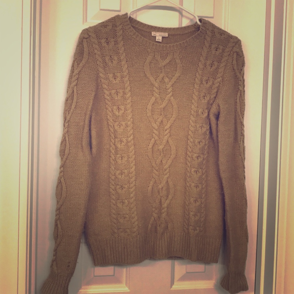 Gap crew neck sweater